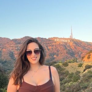 Meet your Posher, Maria fernanda
